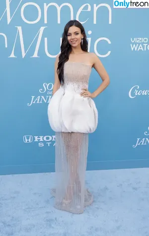 Victoria Justice / victoriajustice фото голая #0601