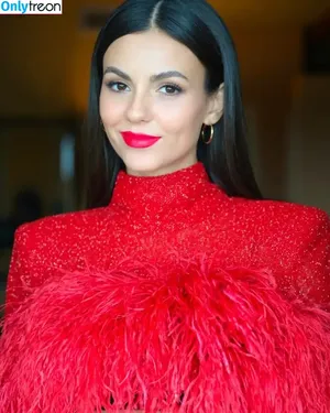 Victoria Justice / victoriajustice nude photo #0758