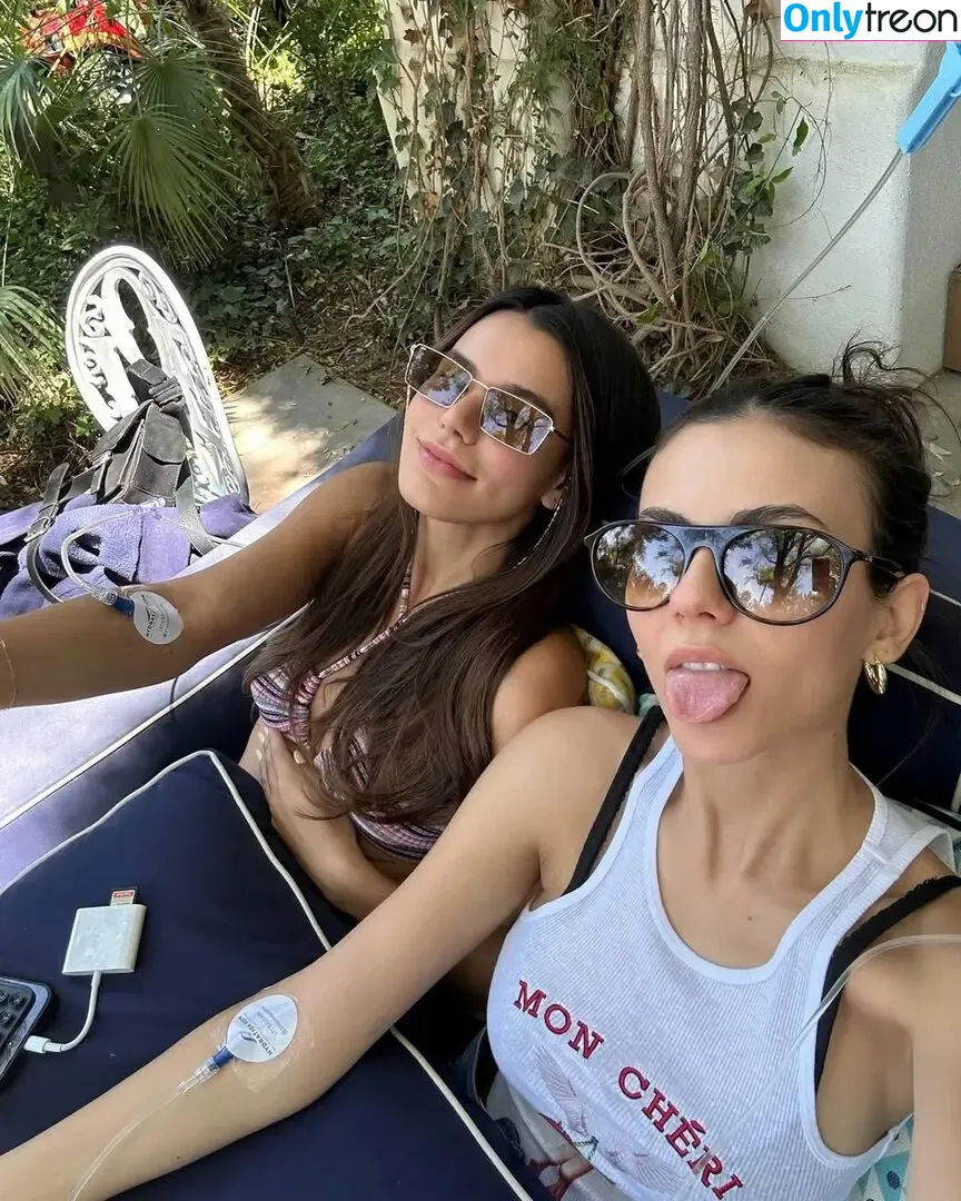Victoria Justice голая photo #0724 (victoriajustice)