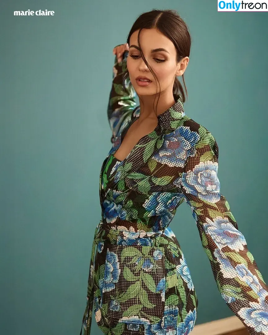 Victoria Justice nude photo #0734 (victoriajustice)