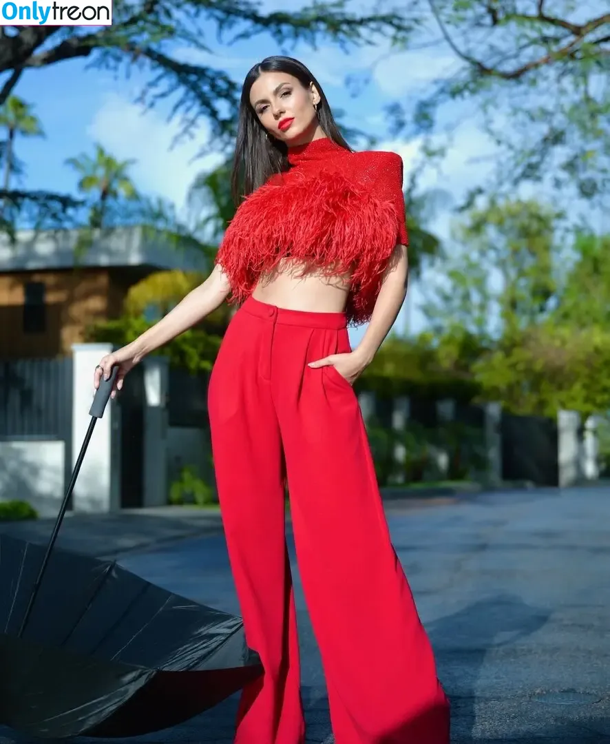Victoria Justice nude photo #0757 (victoriajustice)