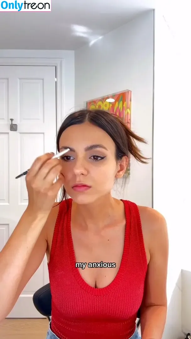 Victoria Justice nude photo #0780 (victoriajustice)