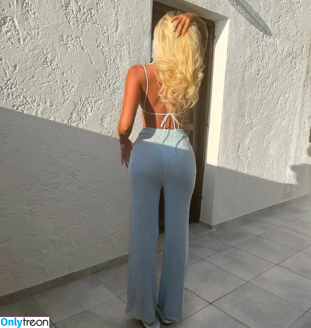 Victoria Kjær Theilvig голая photo #0001 (Miss Universe 2024 / victoriaakjaer)