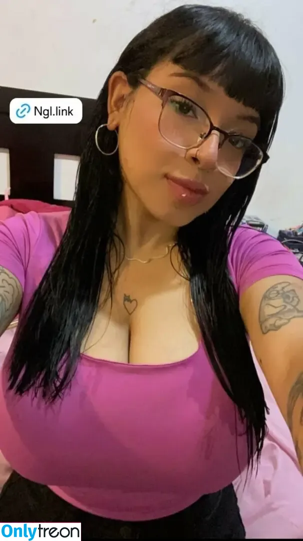 Victoria Ontiveros nude photo #0079 (vickyonts)