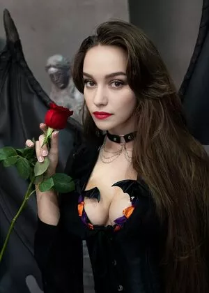 Victoria Pedretti / then0t0ri0usvip nude photo #0146