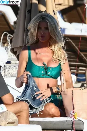 Victoria Silvstedt / vicsilvstedt / victoriasilvstedt фото голая #1080