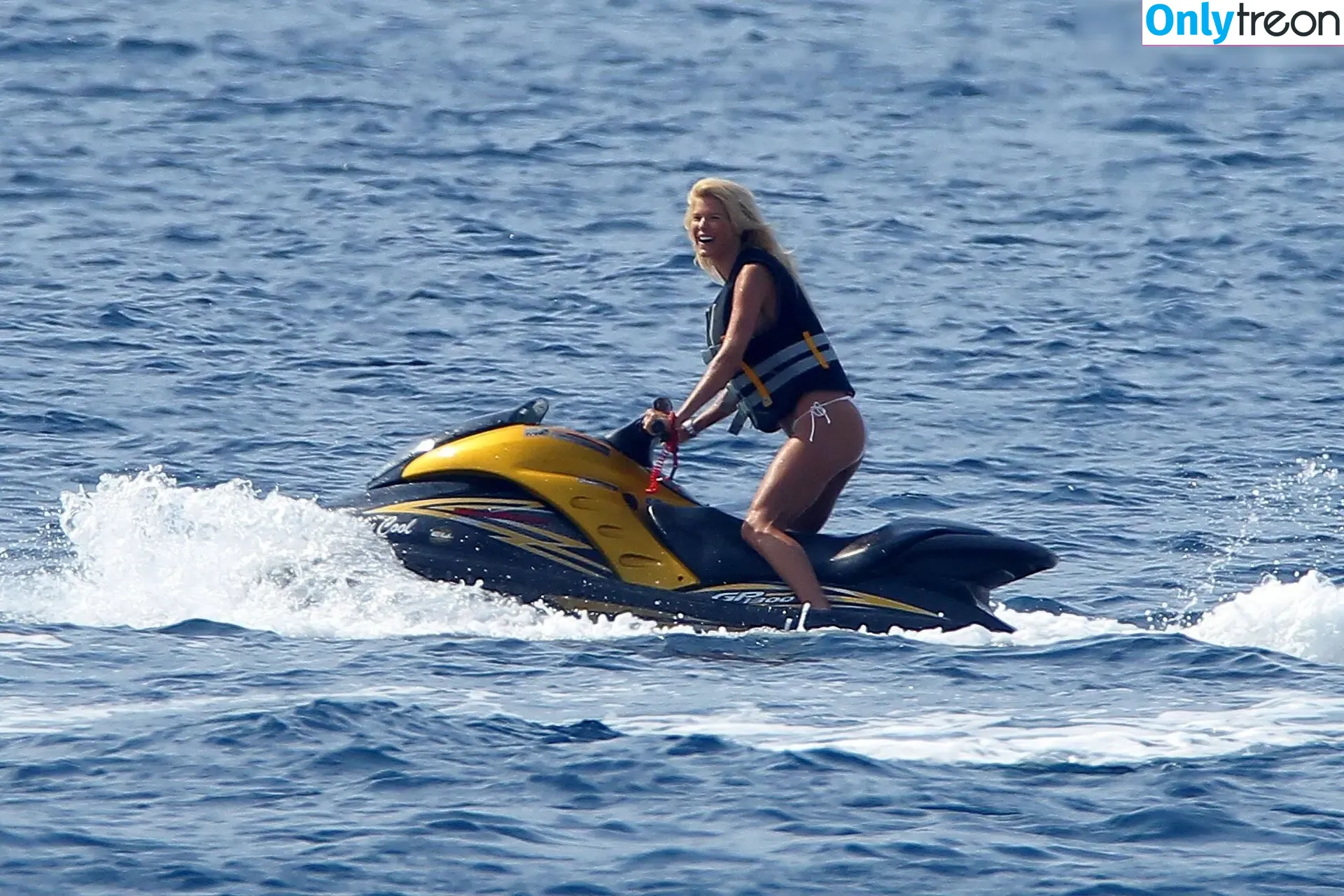 Victoria Silvstedt nude photo #1020 (vicsilvstedt / victoriasilvstedt)