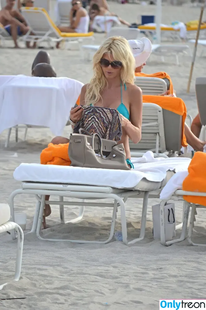 Victoria Silvstedt nude photo #1041 (vicsilvstedt / victoriasilvstedt)