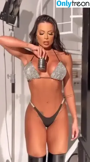 Victória Villarim / Brazilian model / victoriavillarim фото голая #0138