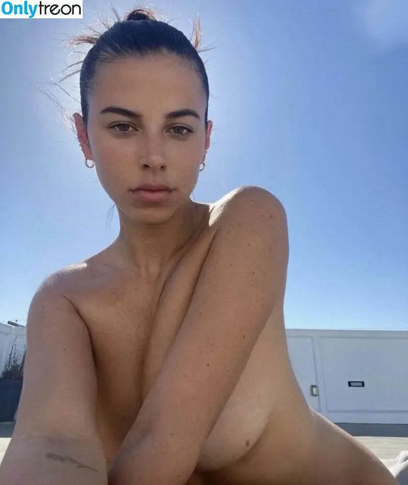 Victoria Villarroel nude photo #0140 (victoriavillarroel)