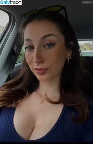 Victoriaa_vgt nude photo #0081
