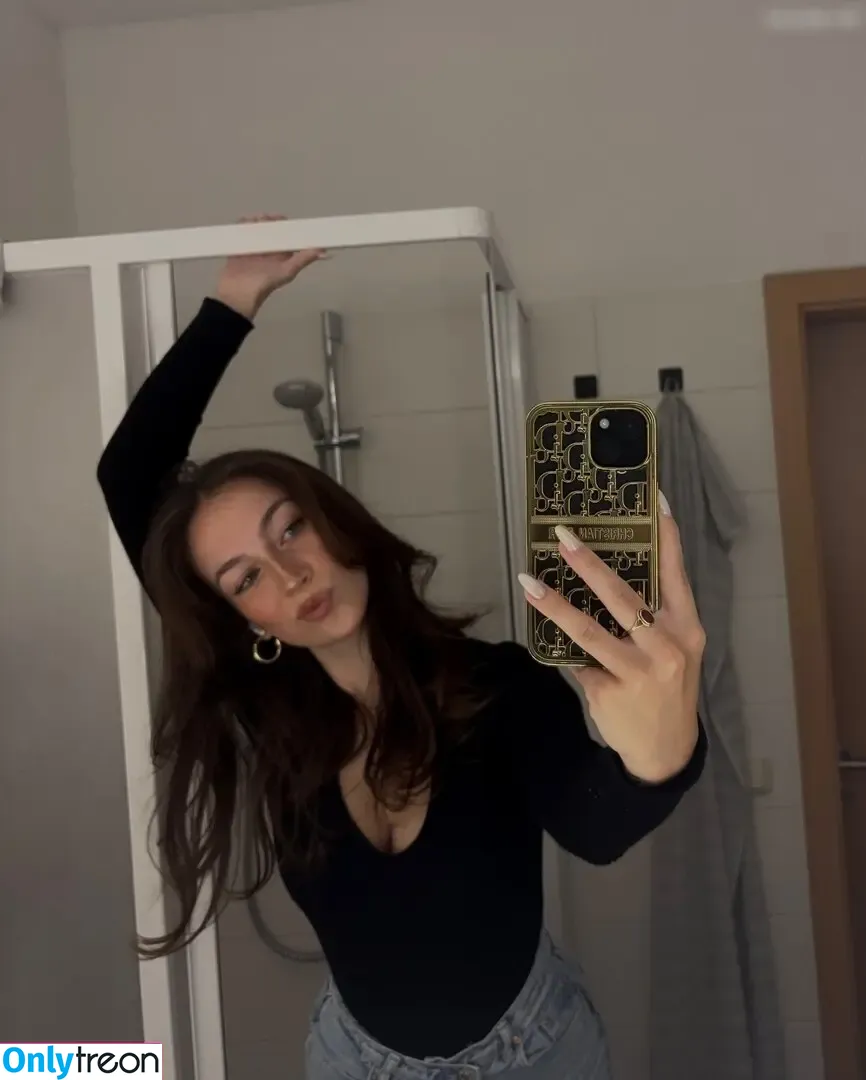 Victoriaa_vgt голая photo #0200 (Victoriaa_vgt)