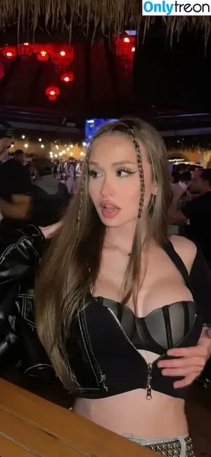 victoriataylorxo / victoriataylor nude photo #0002