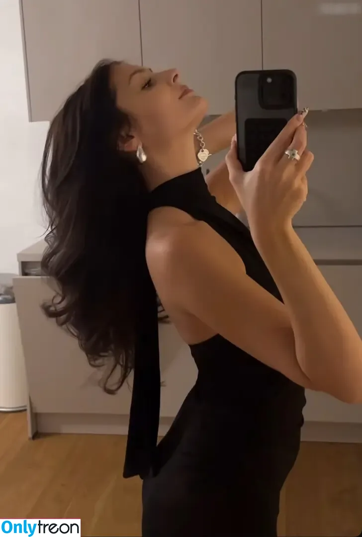 Videozeugs nude photo #0416 (Videozeugs)