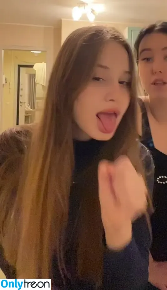 Vika Revis nude photo #0001 (vika_revis)