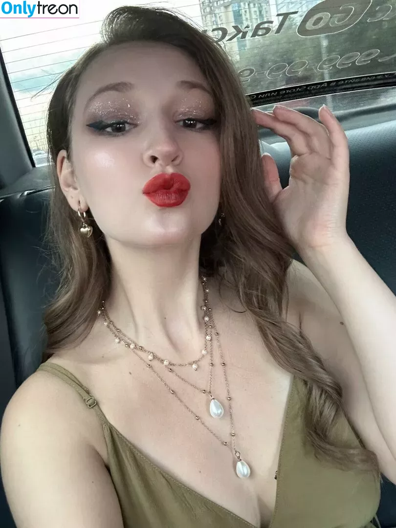 vikaminskaya nude photo #0200 (vikaminskaya.c / vikkaminskaya)