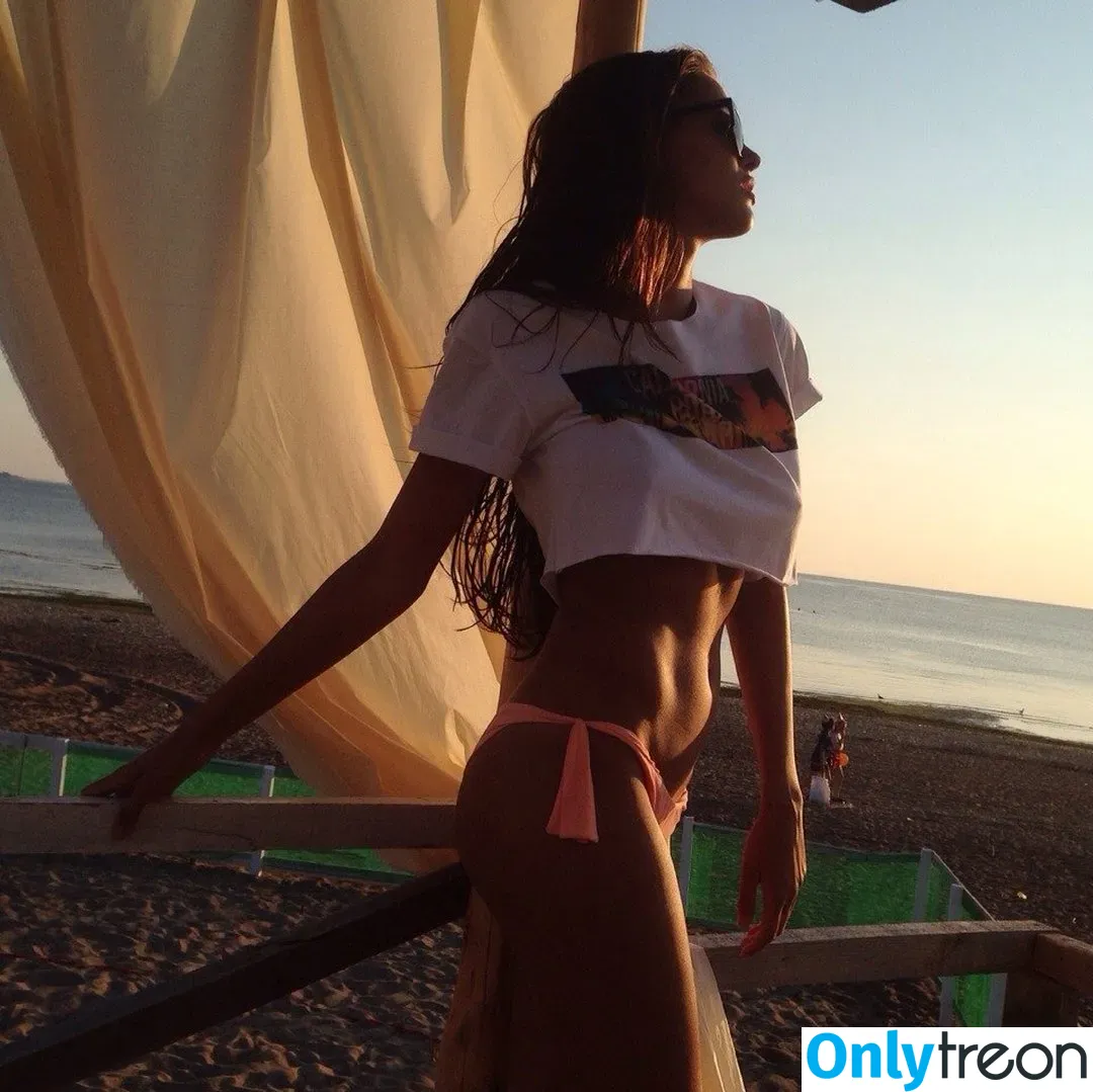Viki odintcova nude photo #0106 (mavrinmag / viki_odintcova)