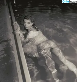 Vikki Dougan / vikkidougan фото голая #0008