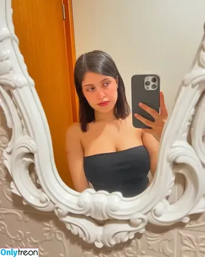 Vikkphoria nude photo #0012