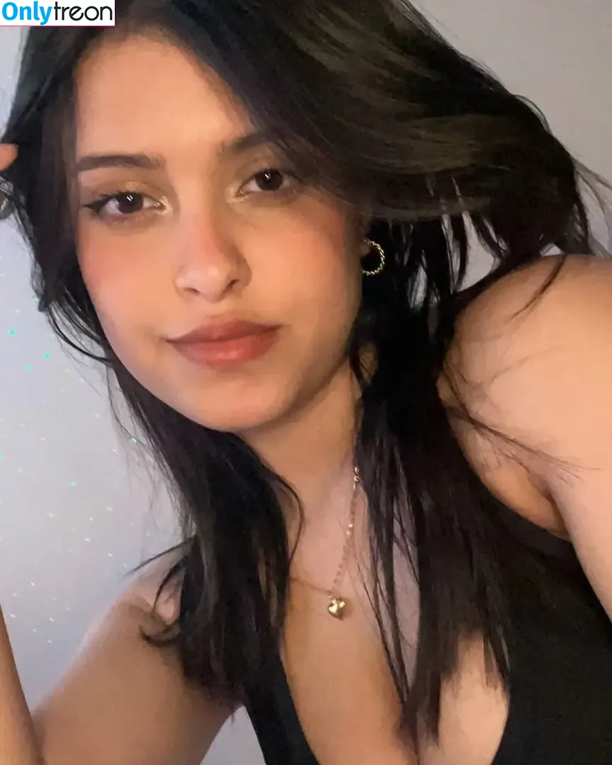Vikkphoria nude photo #0018 (Vikkphoria)