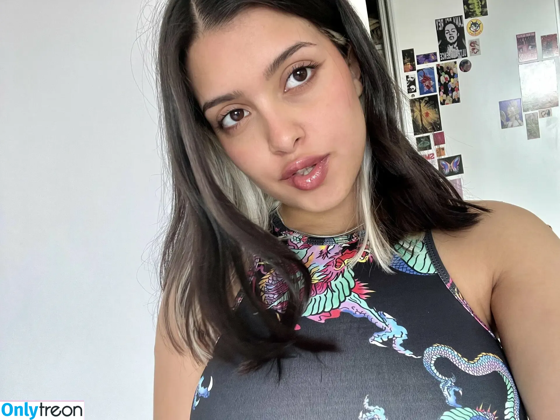 Vikkphoria nude photo #0042 (Vikkphoria)
