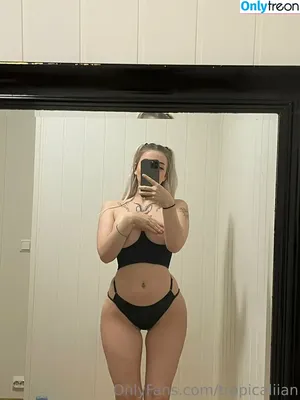 Vikkzy nude photo #0070