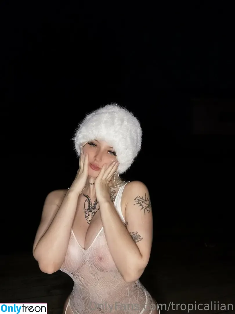 Vikkzy nude photo #0239 (Vikkzy)