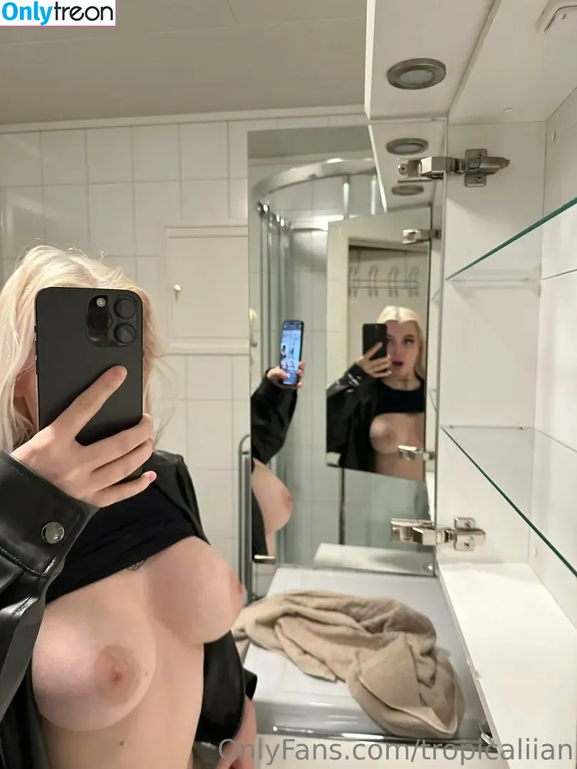 Vikkzy голая photo #0414 (Vikkzy)