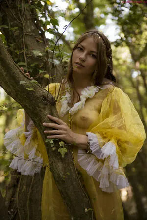 viktoriia_aliko / hilary_coss фото голая #0269