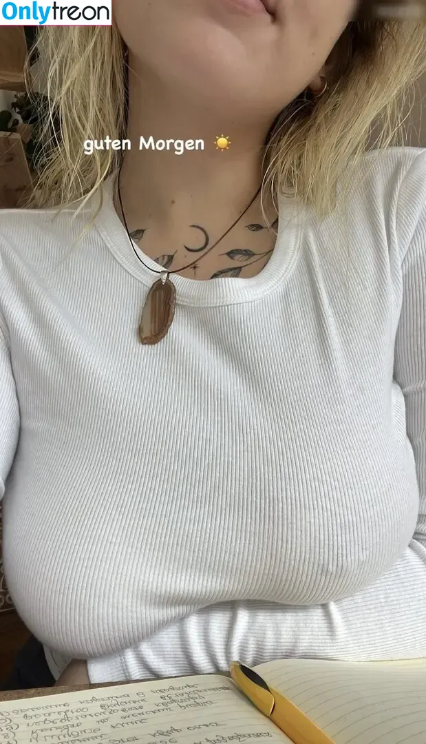 Viky kid nude photo #0022 (Vikykid)