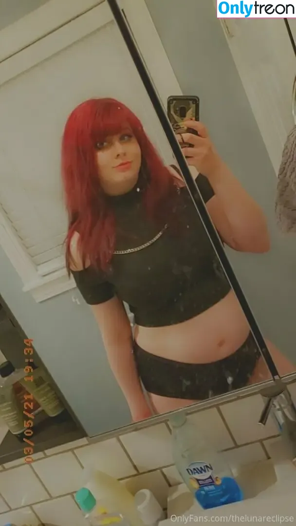 vinsm0ke nude photo #0002 (vinsm0ke__)