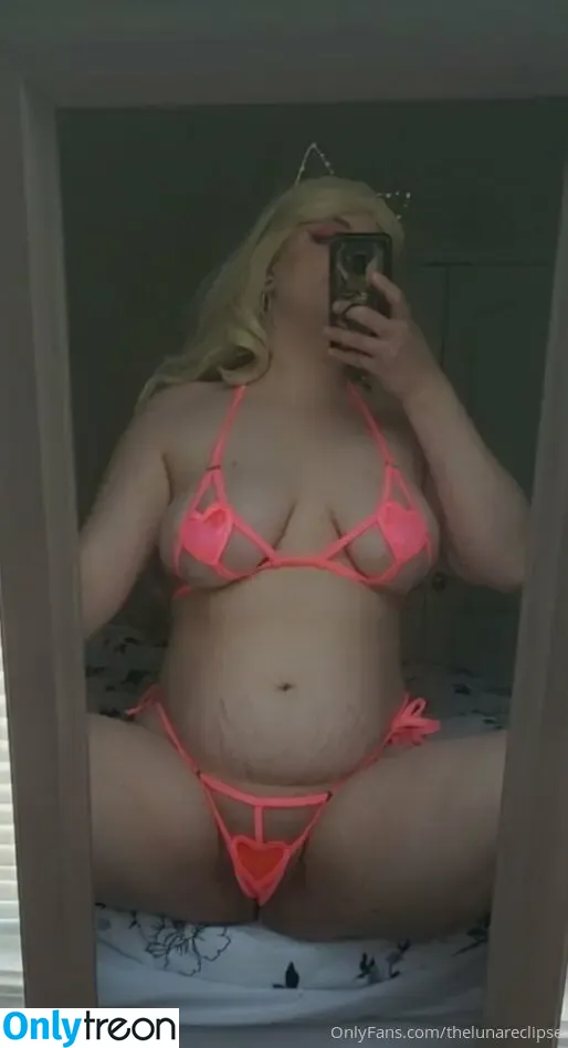 vinsm0ke nude photo #0008 (vinsm0ke__)