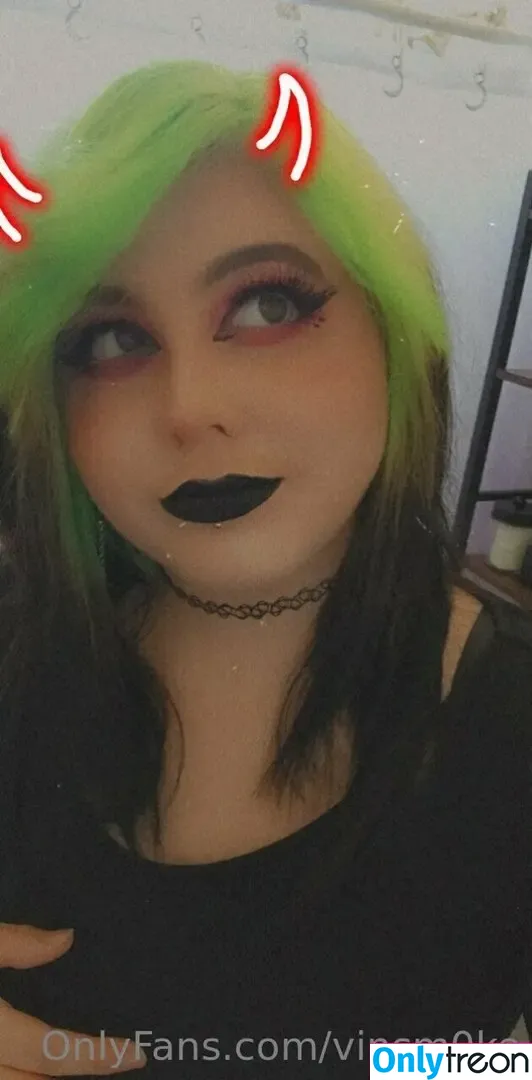 vinsm0ke nude photo #0062 (vinsm0ke__)