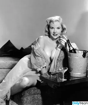 Vintage English Pinups / pinup_vintage_gallery nude photo #0089