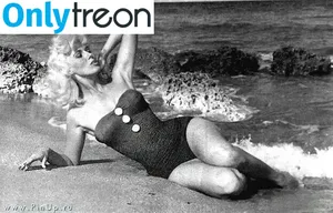 Vintage English Pinups / pinup_vintage_gallery nude photo #0119