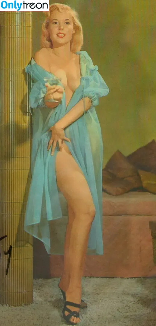 Vintage English Pinups nude photo #0080 (pinup_vintage_gallery)