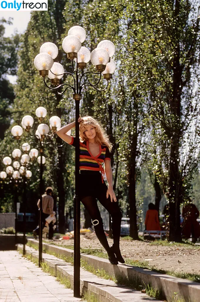 Vintage Starlets голая photo #2595 (Vintage Starlets)
