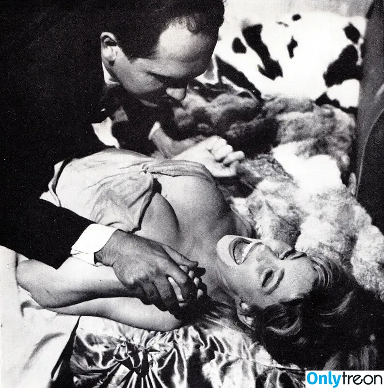 Vintage Starlets nude photo #2703 (Vintage Starlets)