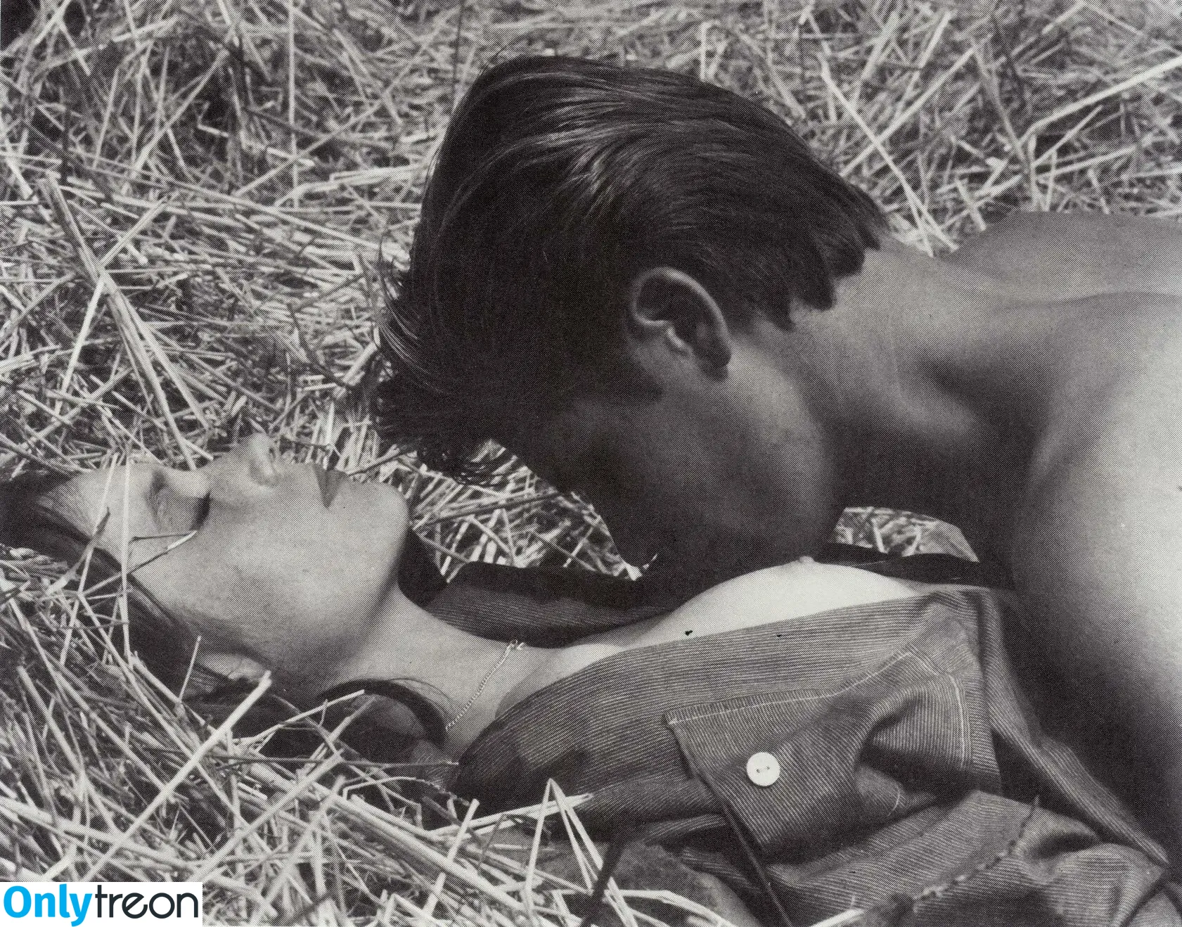 Vintage Starlets голая photo #2706 (Vintage Starlets)