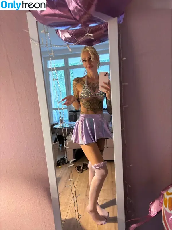 Vinted/eBay nude photo #6410 (Vinted/eBay)