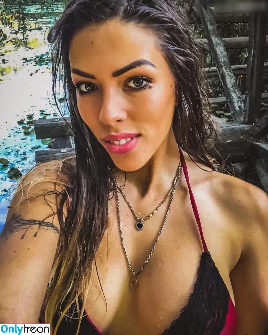 Vinted/eBay nude photo #7416 (Vinted/eBay)