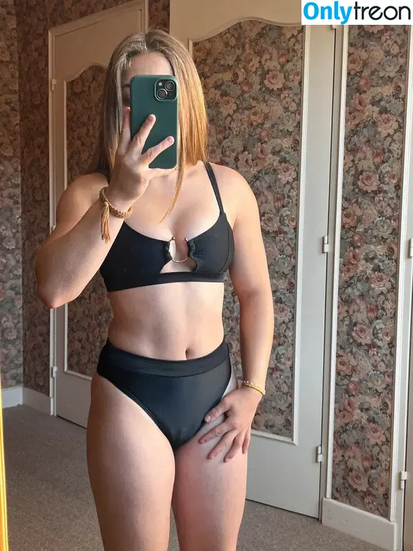 Vinted/eBay nude photo #7446 (Vinted/eBay)