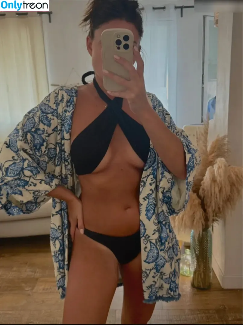 Vinted/eBay nude photo #7462 (Vinted/eBay)