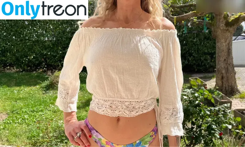 Vinted/eBay nude photo #7486 (Vinted/eBay)