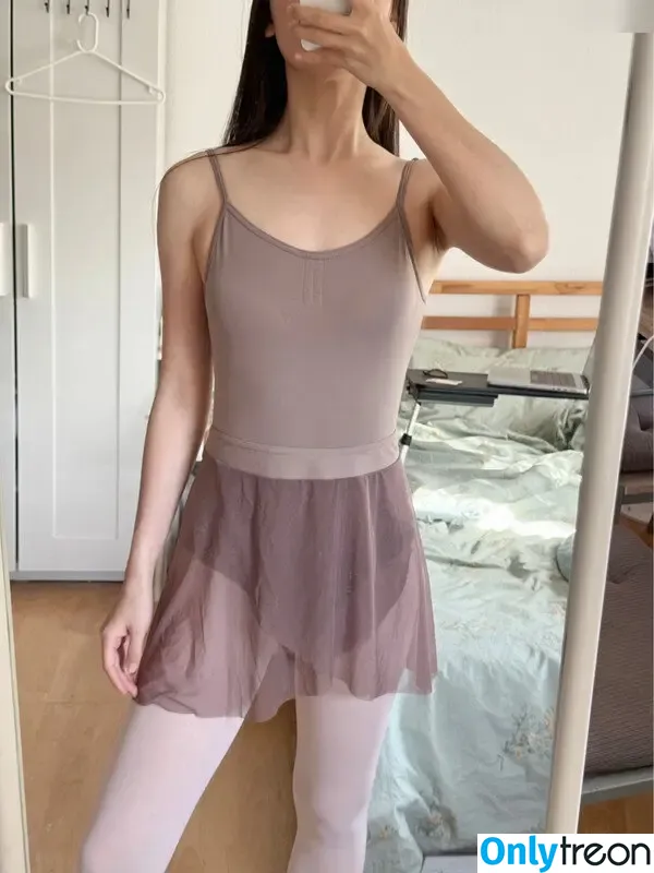 Vinted/eBay nude photo #7608 (Vinted/eBay)