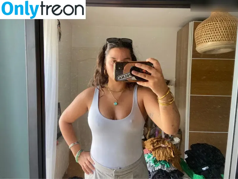 Vinted/eBay nude photo #7669 (Vinted/eBay)