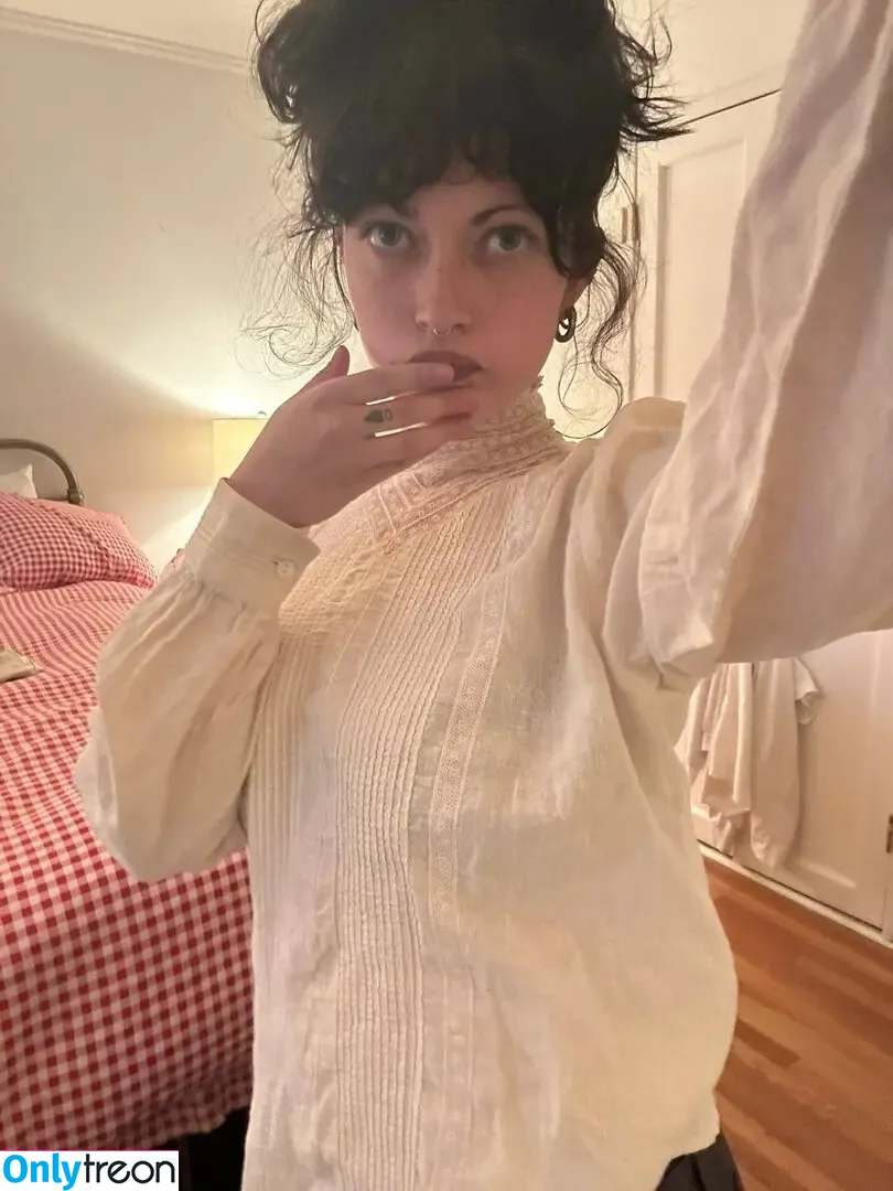 Violet Grohl nude photo #0043 (viioletgrohl)