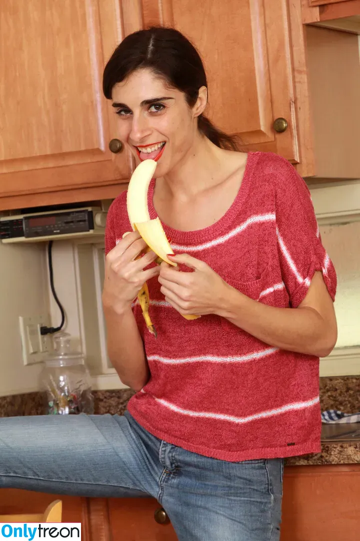 Violetta Storms nude photo #0123 (Abbey / Violette / violettastadler / violettastorm)