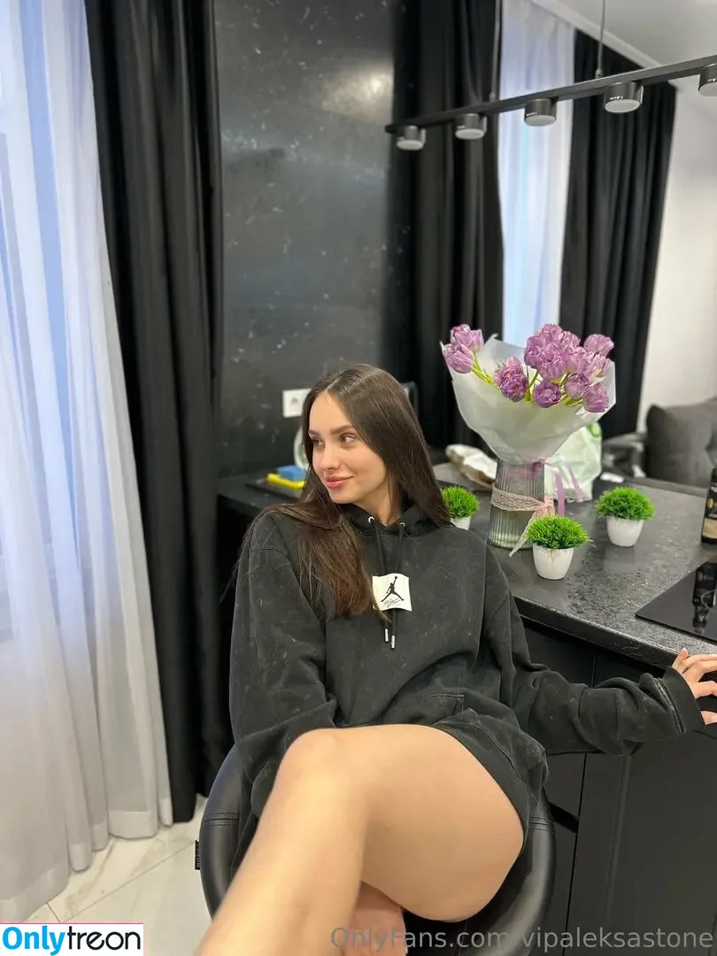 vipaleksastone голая photo #0115 (aleksastoune / alexxstoneee)