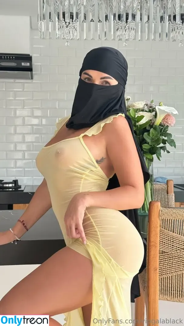 vipgalablack nude photo #0398 (Sahara_Baby_ / galablack_)